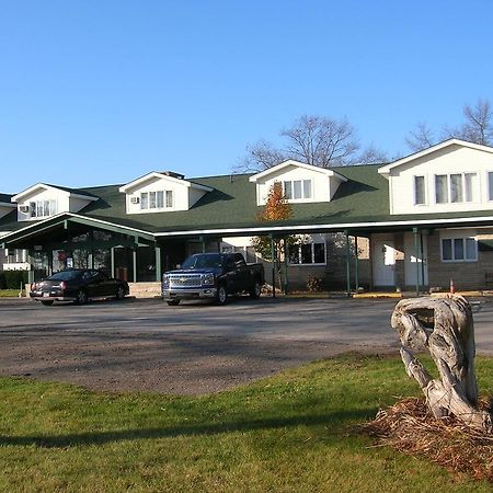 Camp Inn Lodge Oscoda Esterno foto