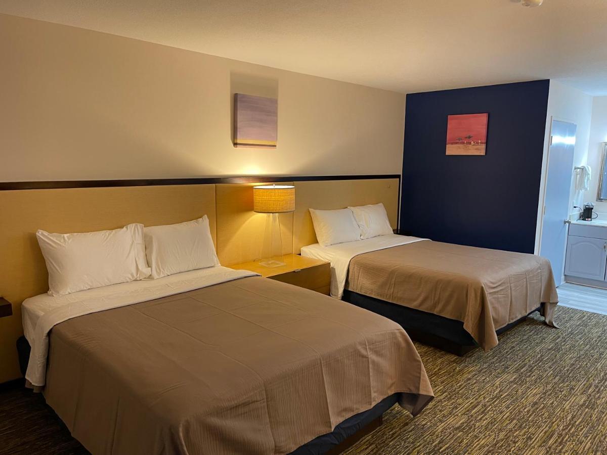 Camp Inn Lodge Oscoda Esterno foto